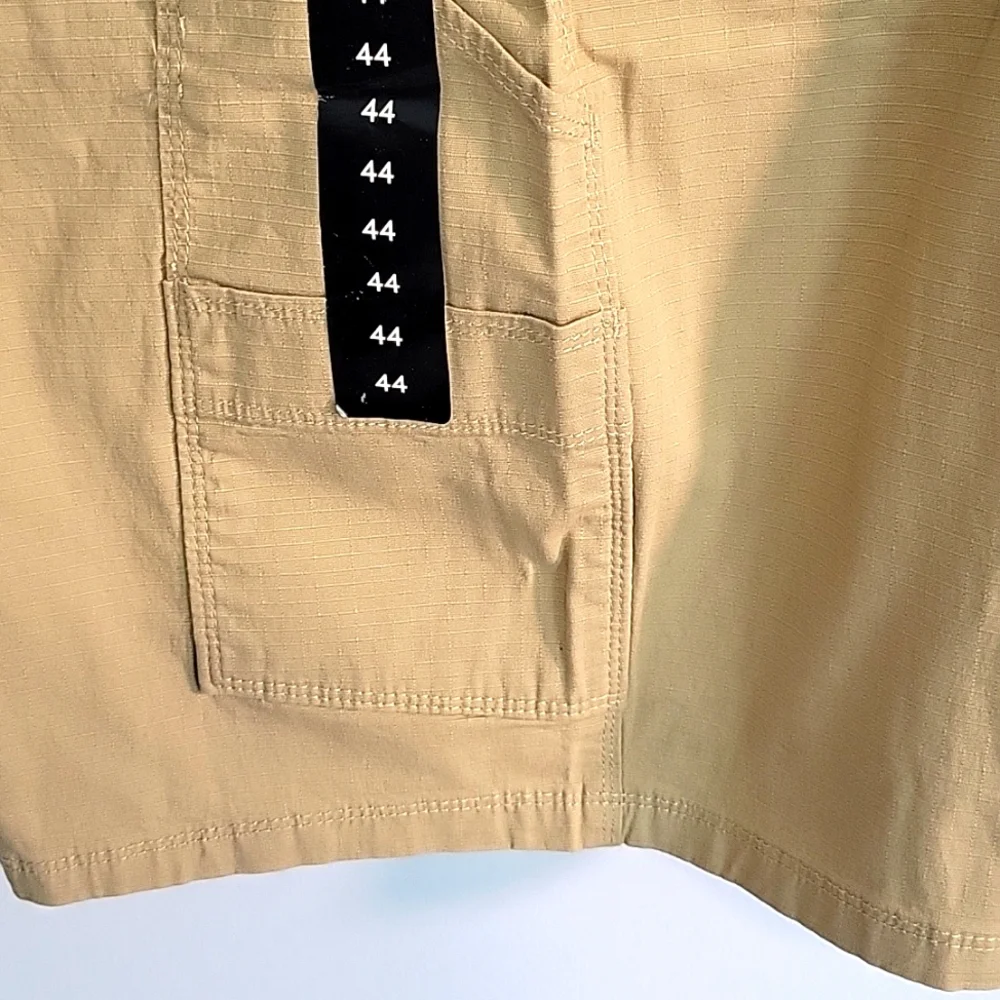 Weatherproof Utility Shorts Stretch Rip Stop Multi Media Pocket Size 44 NWT